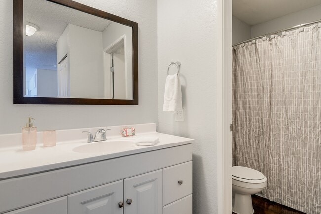 SeaBreeze Apartment Homes
