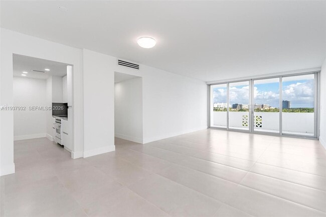 Photo - 9101 E Bay Harbor Dr Unit 801