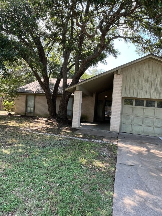 College Station - 4 bedroom /2 bath House ... - College Station - 4 bedroom /2 bath House ...