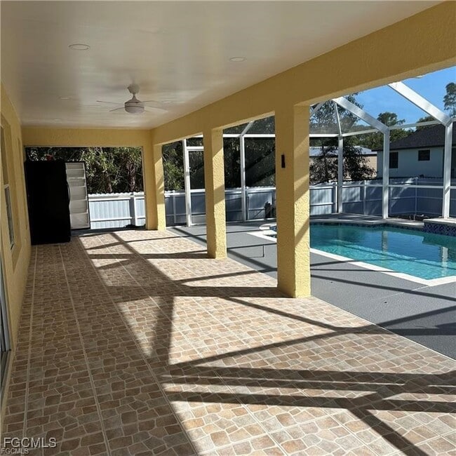 Photo - 2805 14th St W