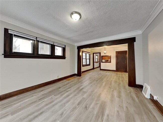 Photo - 3223 N Aldrich Ave