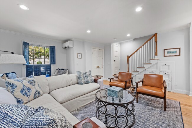 Photo - 78 Legare St