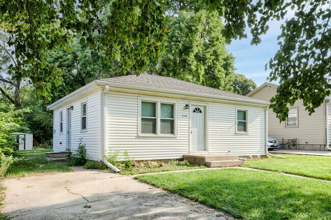 Photo - 1156 Fairfield St Casa