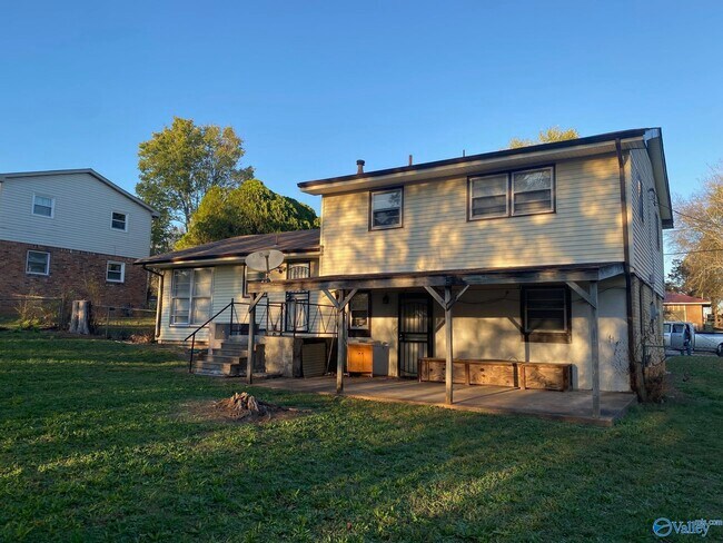 Photo - 4411 McClain Ln NW