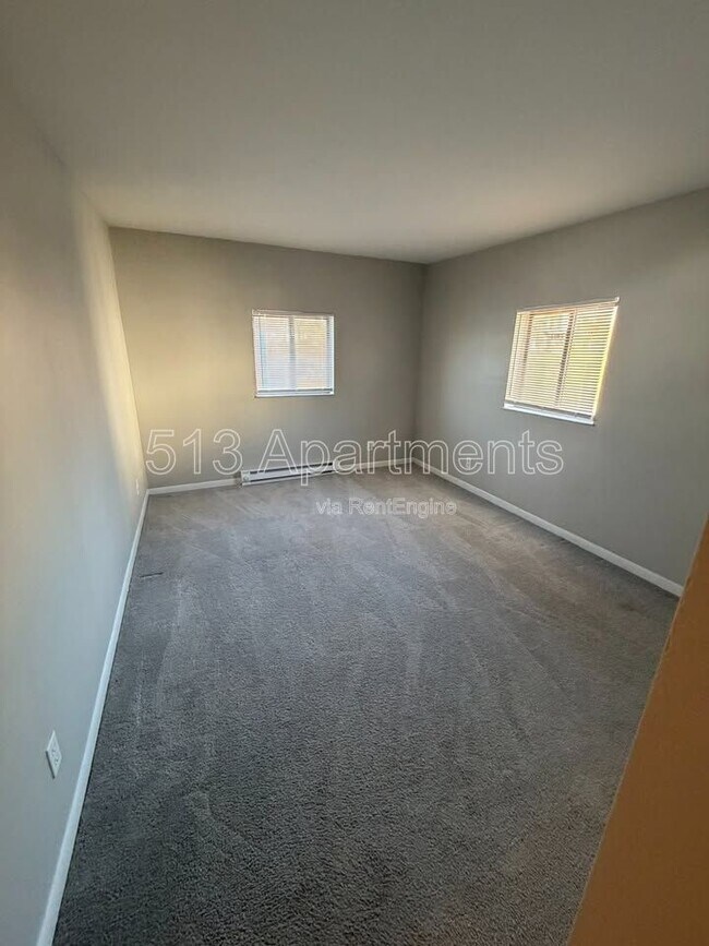 Photo - 5146 Carthage Ave Unidad 3