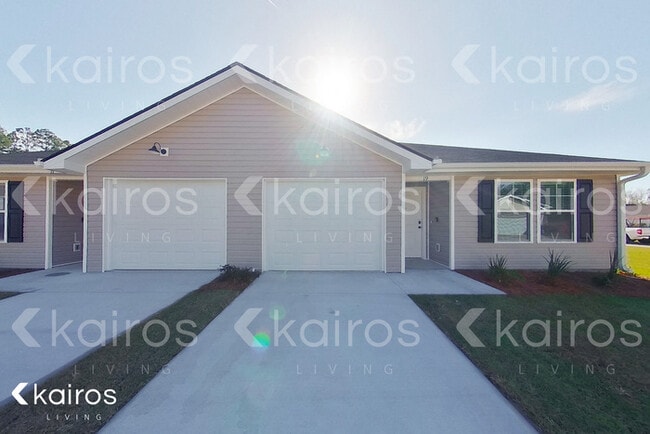 Photo - 19 Cottage Grove Dr Townhome