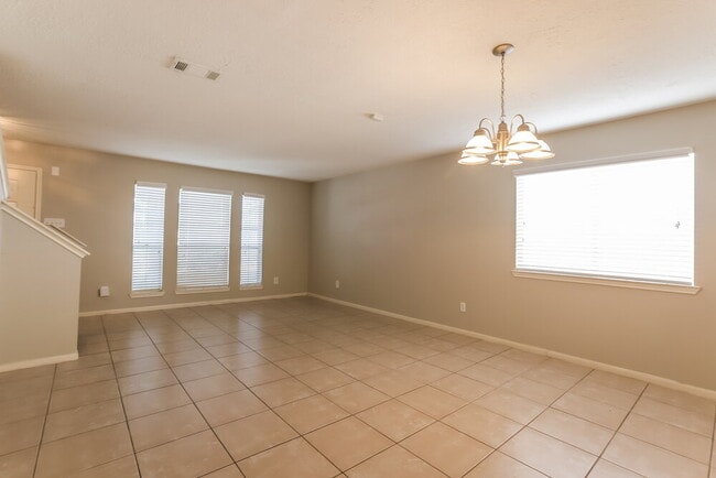 Photo - 5618 Imperial Grove Dr