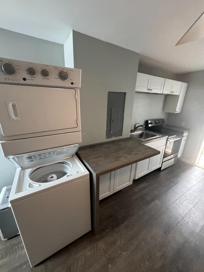 Photo - 308 Lockard Ave