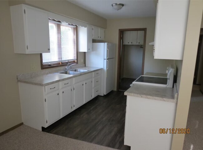 Photo - 310 Ellen Ave Unit 3