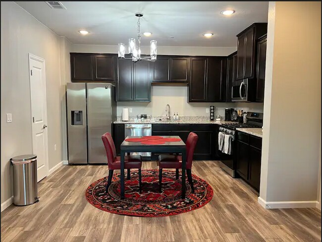 Photo - 1881 S Dunkirk St Unidad 202