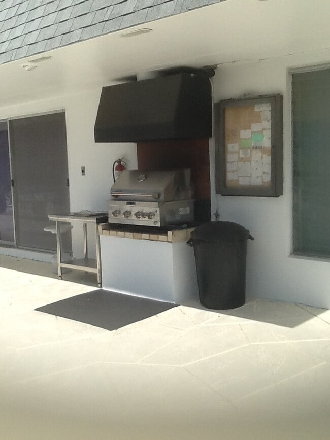 Photo - 2929 SE Ocean Blvd