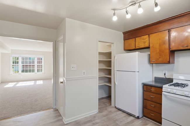 Photo - Townhouses of Chesterfield II