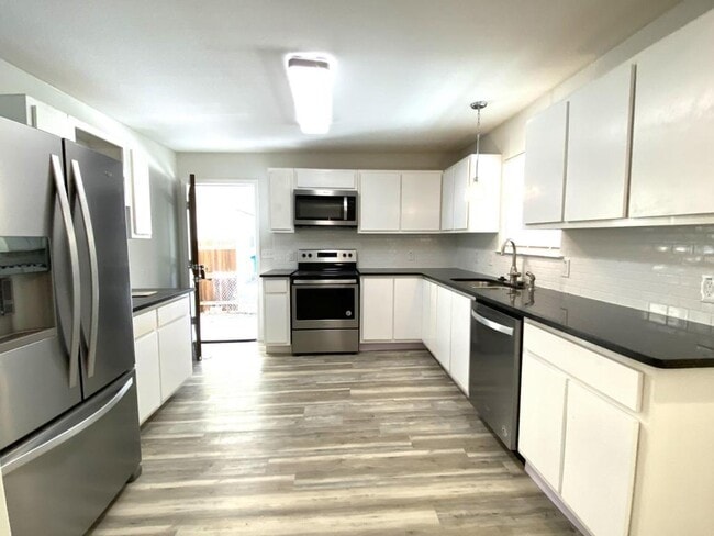 Photo - 1138 Santa Anna St