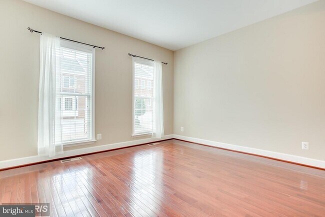 Photo - 2159 Oberlin Dr