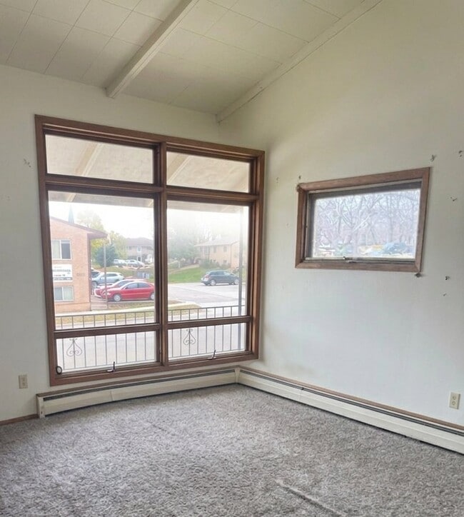 Photo - 105 2nd Ave SW Unit 4