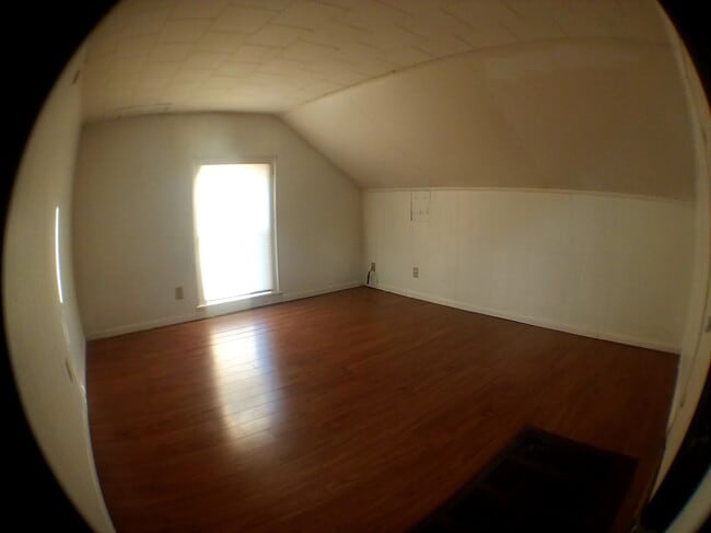 Building Photo - 416 1/2 3rd st NW Rental