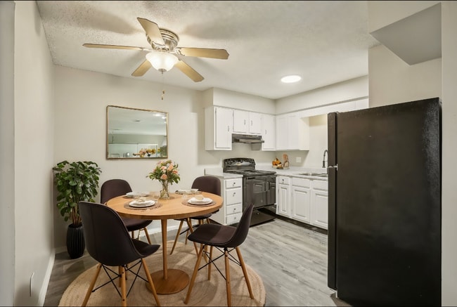 Photo - Flats at Wildwood