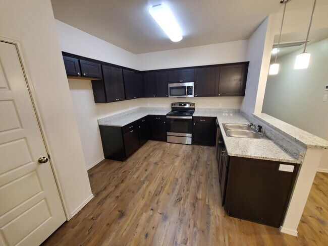 Photo - 12002 Englewood Ave