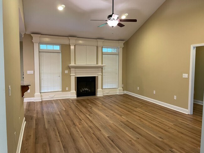 Photo - 266 Willow Lake Dr Casa