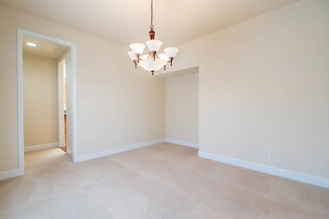 Photo - 5Br/3.25Ba Sammamish Home