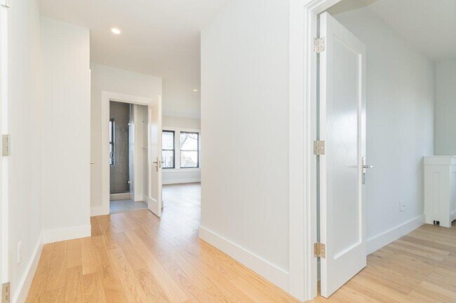 Photo - 123 Highland Ave Unit 29