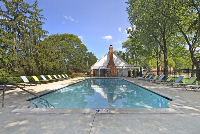 Huntley Square