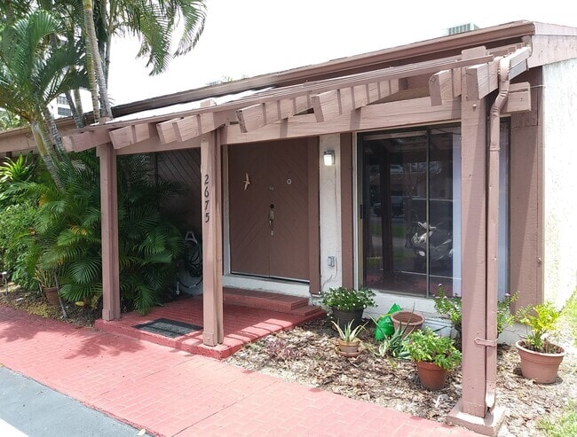 Building Photo - 2675 S Parkview Dr Rental