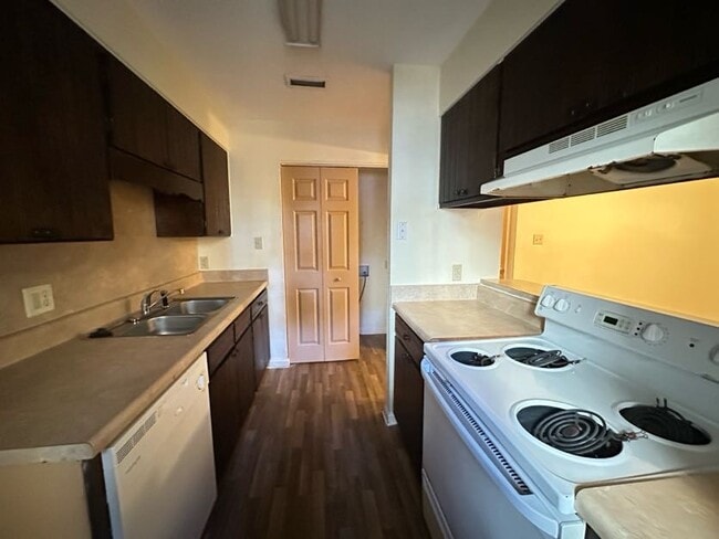 Photo - 3126 Tyndall Dr