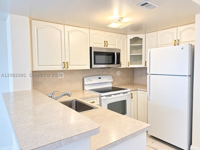 Photo - 8660 NW 5th Terrace