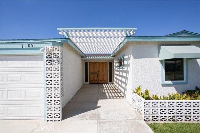 Building Photo - 11801 Rexford Rd