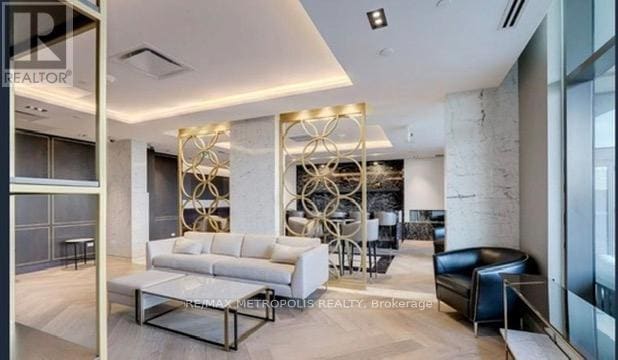 Photo - 330 Richmond St W Unit 917