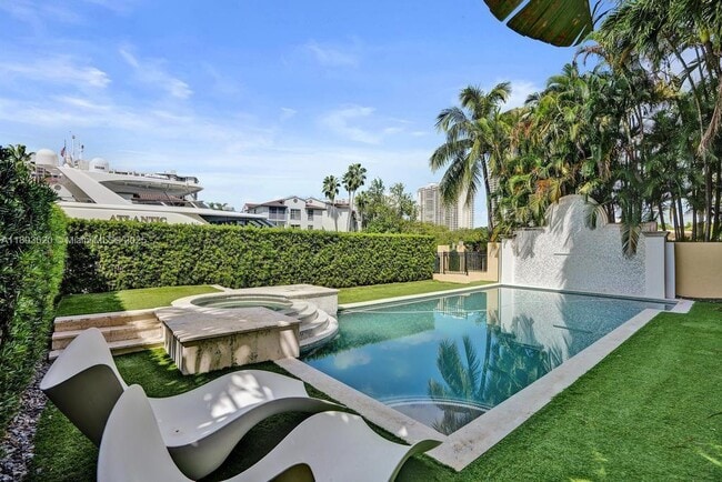 Photo - 1516 Island Blvd