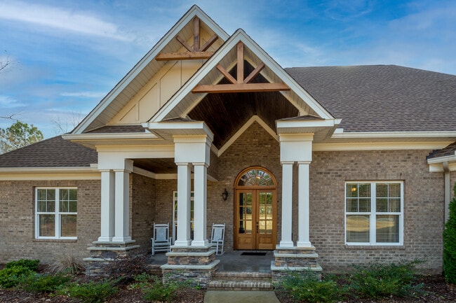 Photo - 621 Country Creek Ln