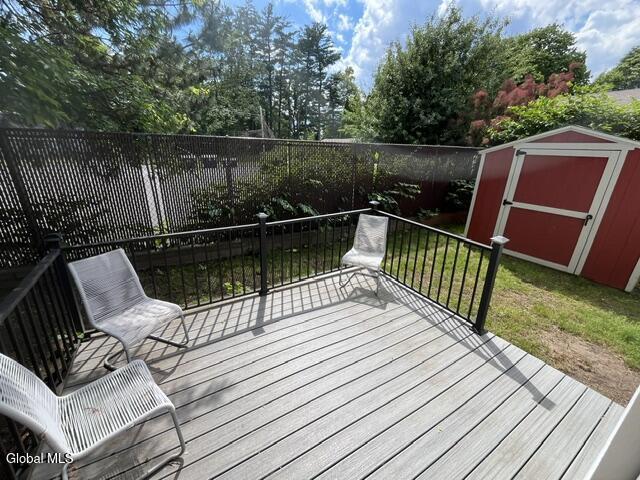 4 Katherine Rd