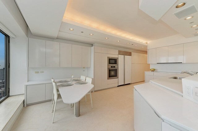 Photo - 950 N Michigan Ave Unidad 4003