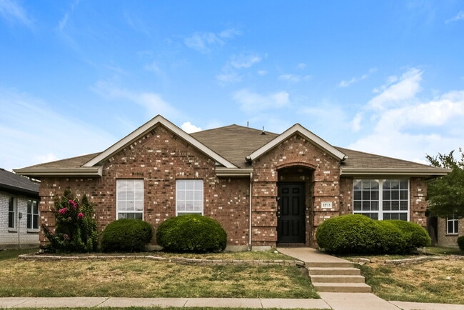 Building Photo - 1711 Venus Dr W