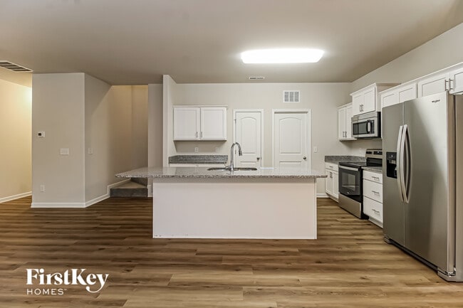 Photo - 1136 Scarlett Dr
