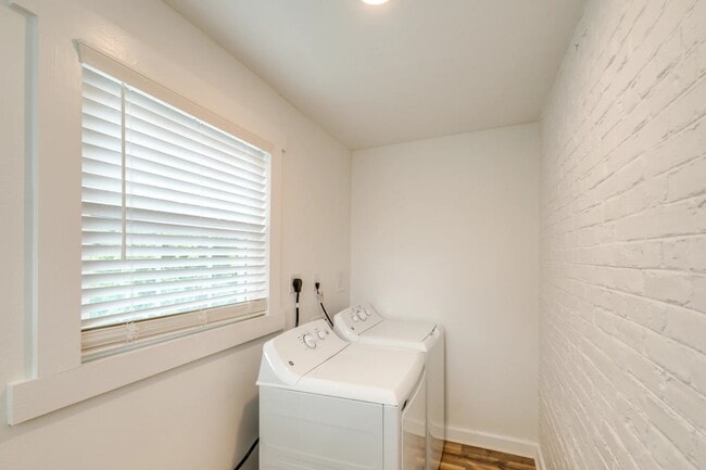 Photo - 1642 Broad St Apartments Unit 1642 Broad Street