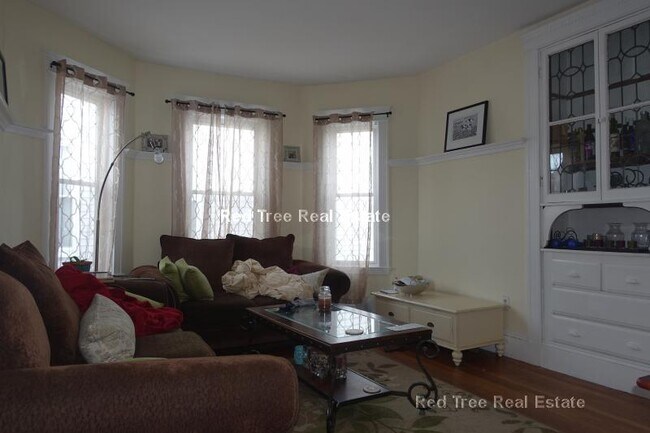 Photo - 35 Chester St Unit 3
