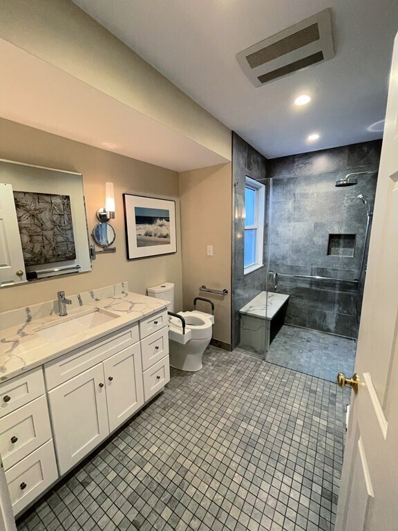 1 West St Apartment For Rent in Marblehead, MA