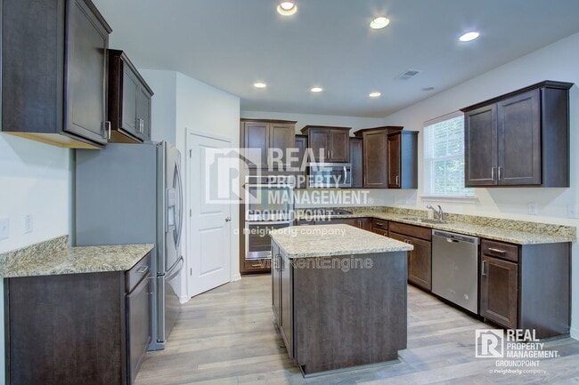 Photo - 104 Elliott Creek Ln