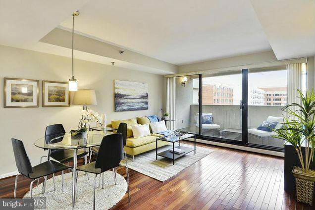 Photo - 2311 M St NW Unit 704