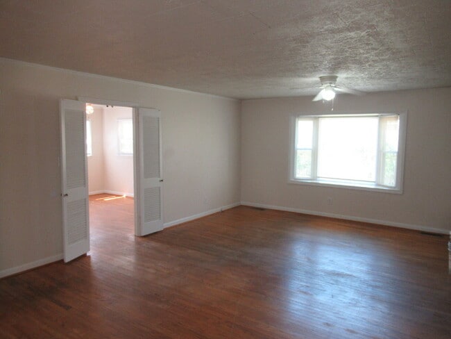 Photo - Charming Brick Ranch in a Convenient Lincolnton Location!
