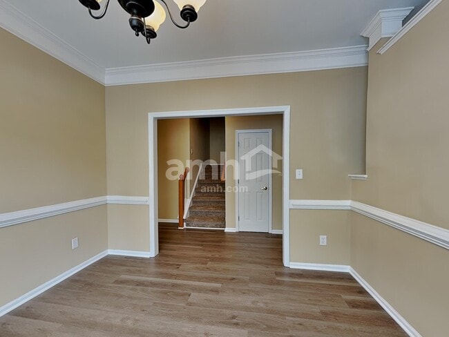 Photo - 10 Oleander Point