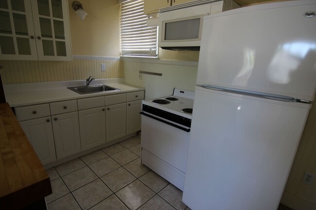 Photo - 1 Bedroom, 1 Bath with assigned parking