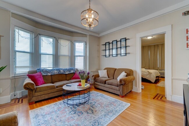 Photo - 816 Orange St Unit 2nd Floor