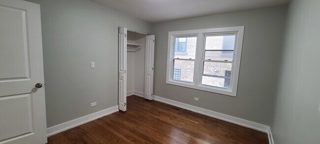 Photo - 5144 N Avers Ave