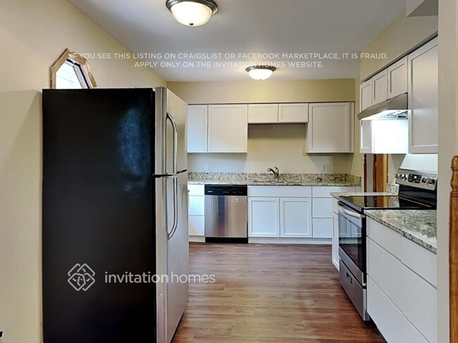 Photo - 2457 Spruce Pl