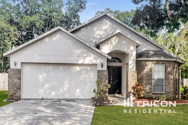 Photo - 102 Citrus Landing Dr House