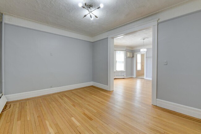 Building Photo - 433 74th St Unit 1